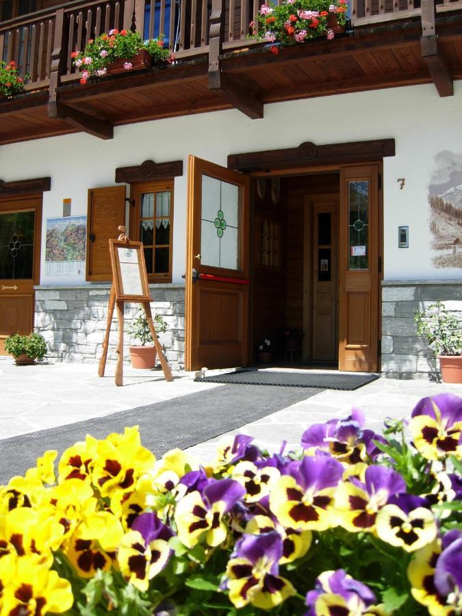 Residence Oberteil Gressoney-la-Trinité Esterno foto