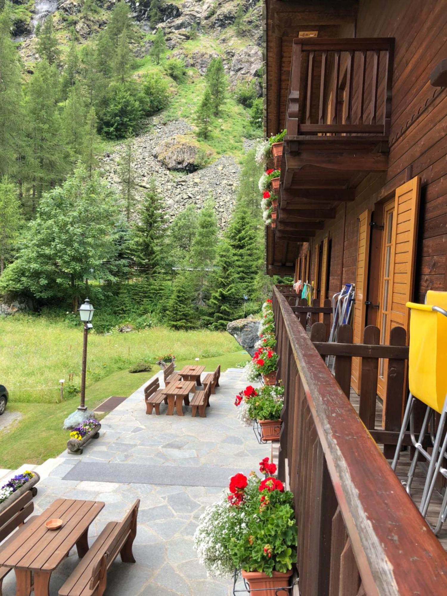Residence Oberteil Gressoney-la-Trinité Esterno foto